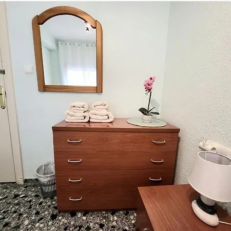 Homestay Happy Days Beach Center Mercado Rambla *