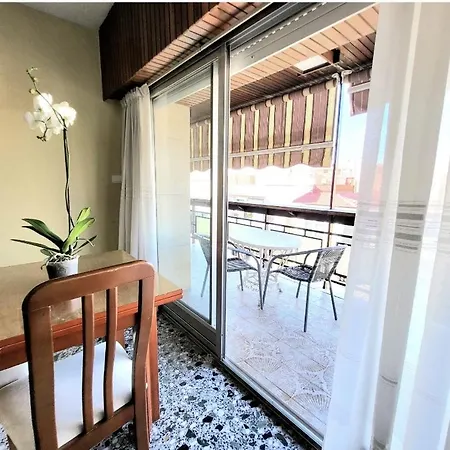 Happy Days Beach Center Mercado Rambla Homestay